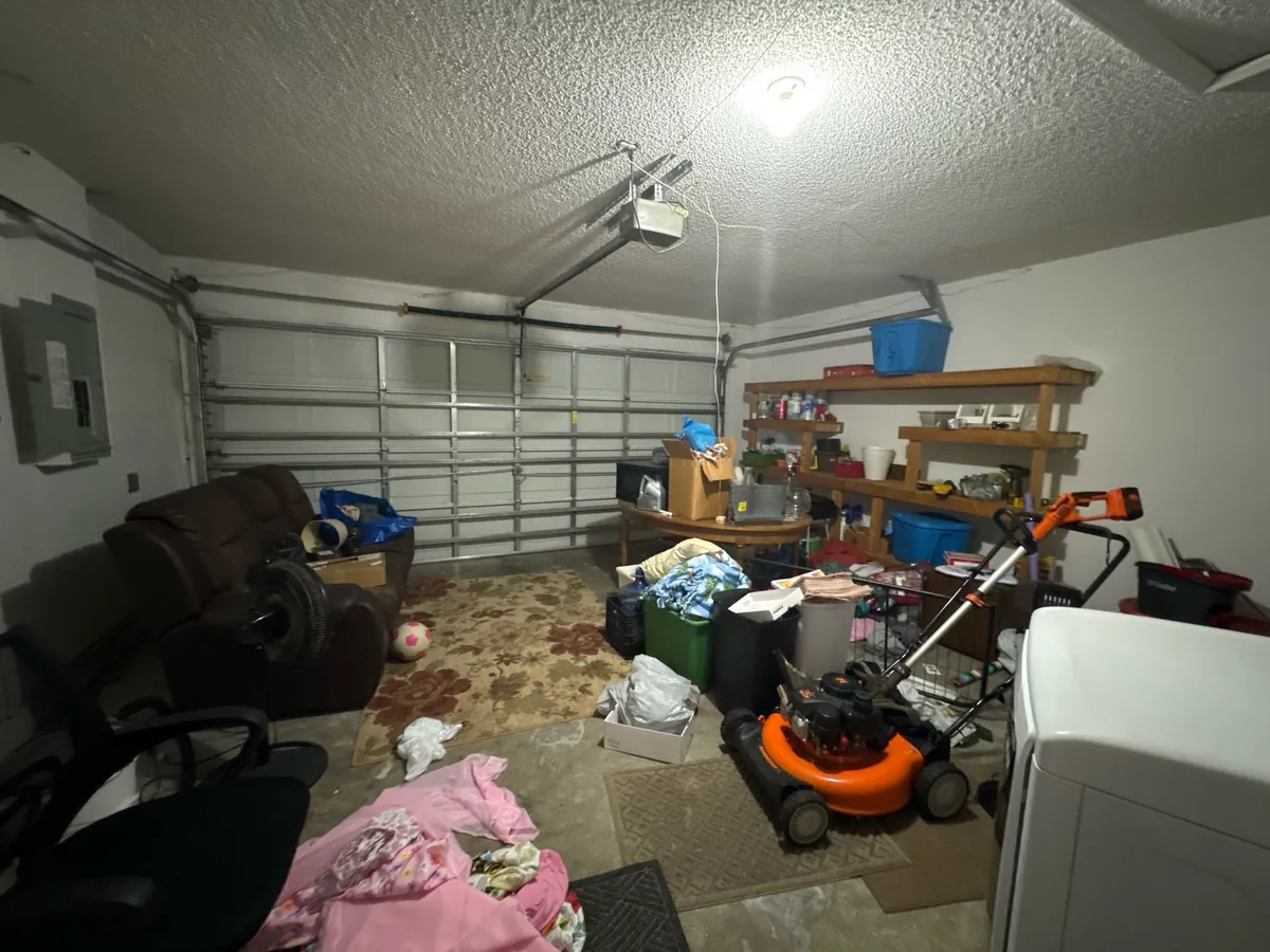 Inherited home full of belongings we buy as-is in Green Cove Springs, Florida