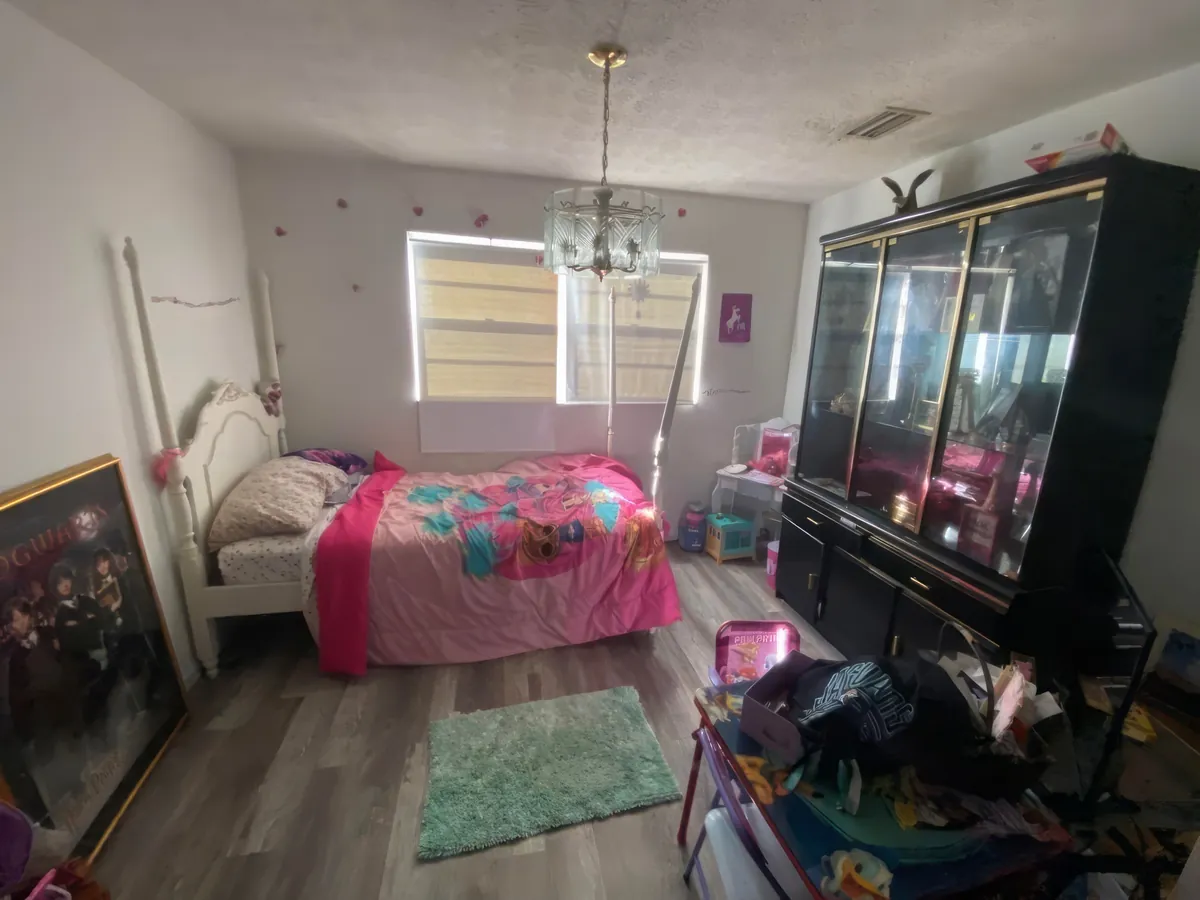 Florida homeowners weighing their options. We buy Florida houses as-is for cash
